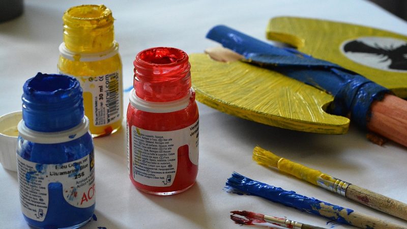 水性漆与油性漆：价格背后的秘密与选择之道